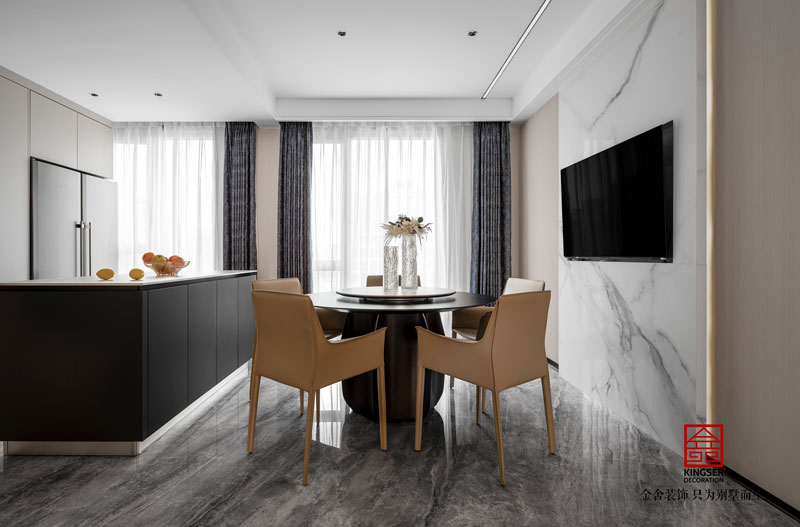 融創(chuàng)中心217㎡現(xiàn)代風(fēng)格裝修實景圖