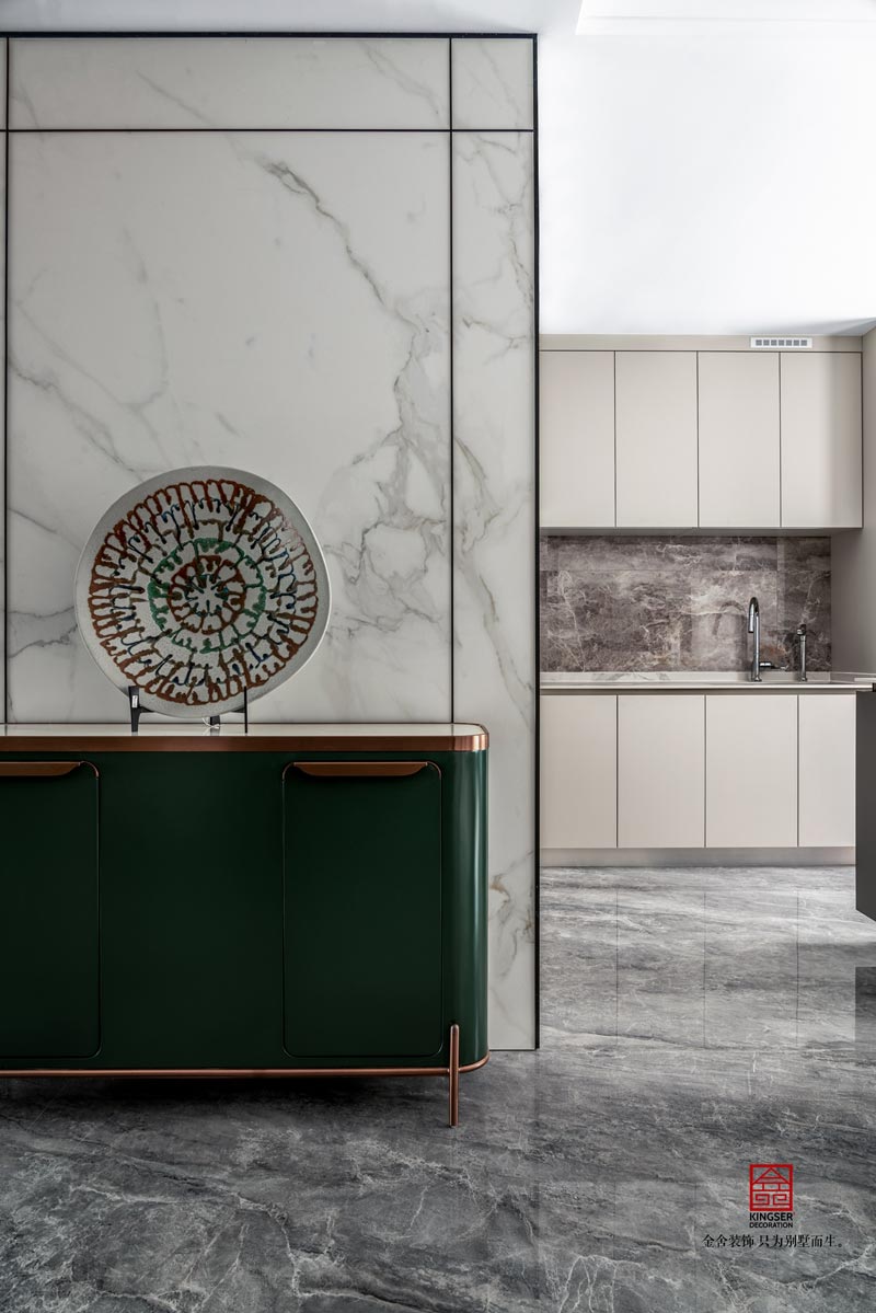 融創(chuàng)中心217㎡現(xiàn)代風(fēng)格裝修實景圖