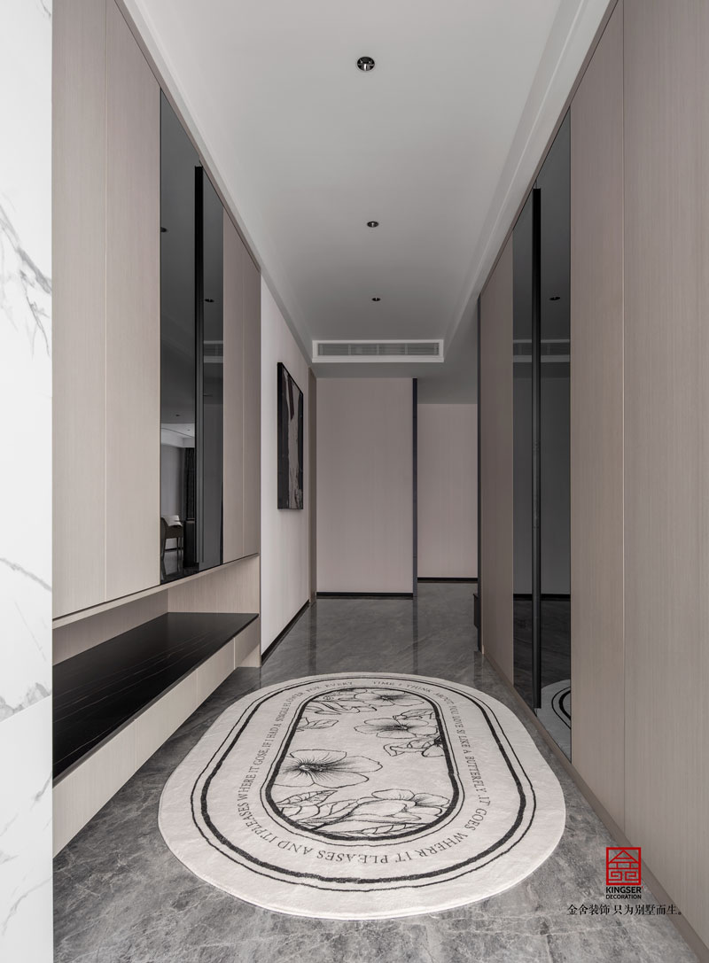 融創(chuàng)中心217㎡現(xiàn)代風(fēng)格裝修實景圖