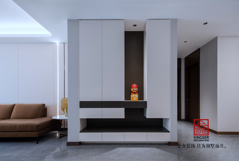 融創中心現代簡約風格裝修實景玄關圖片